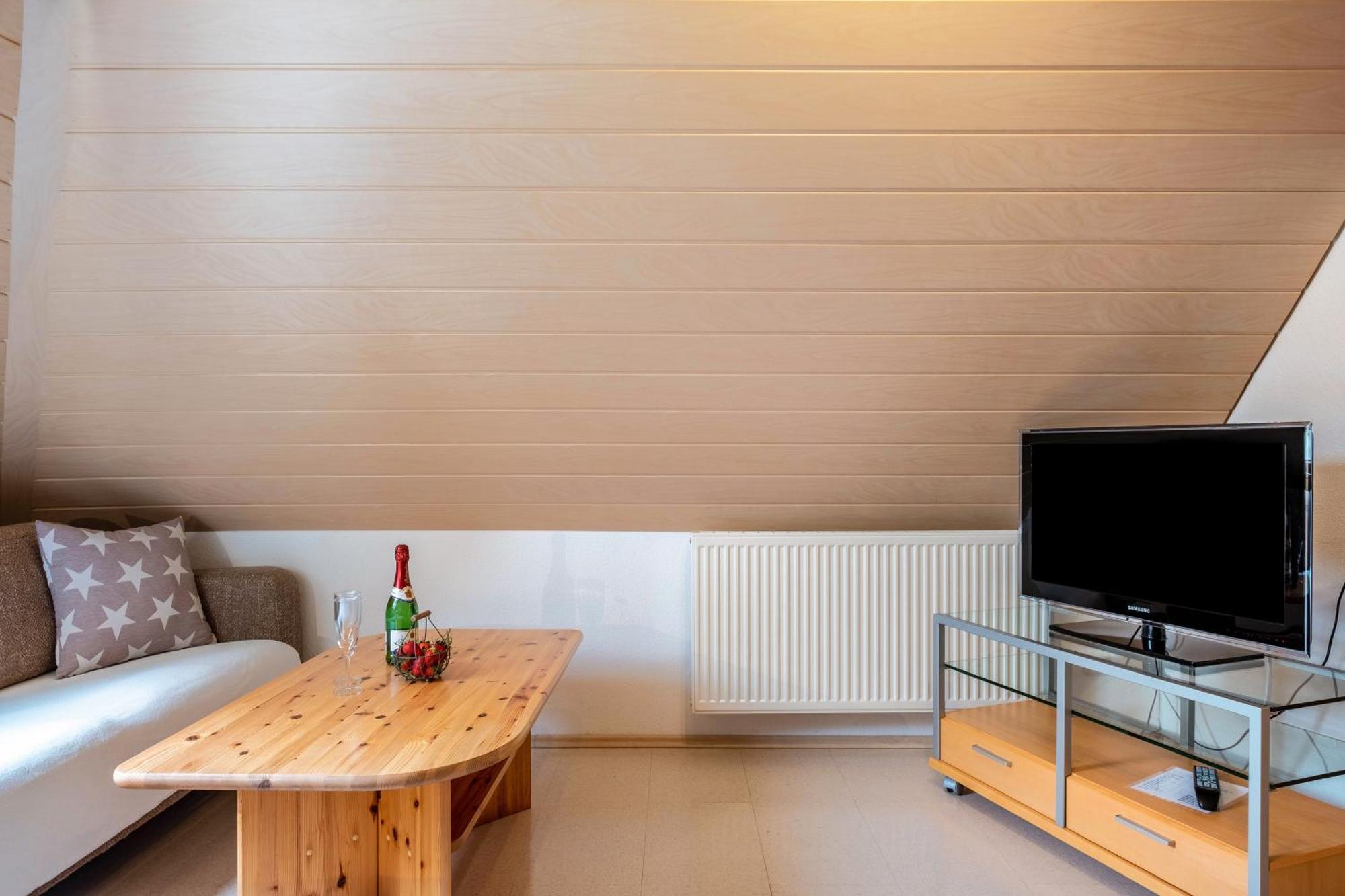 Ferienhaus Kaltenbach 티티제-노이슈타트 외부 사진